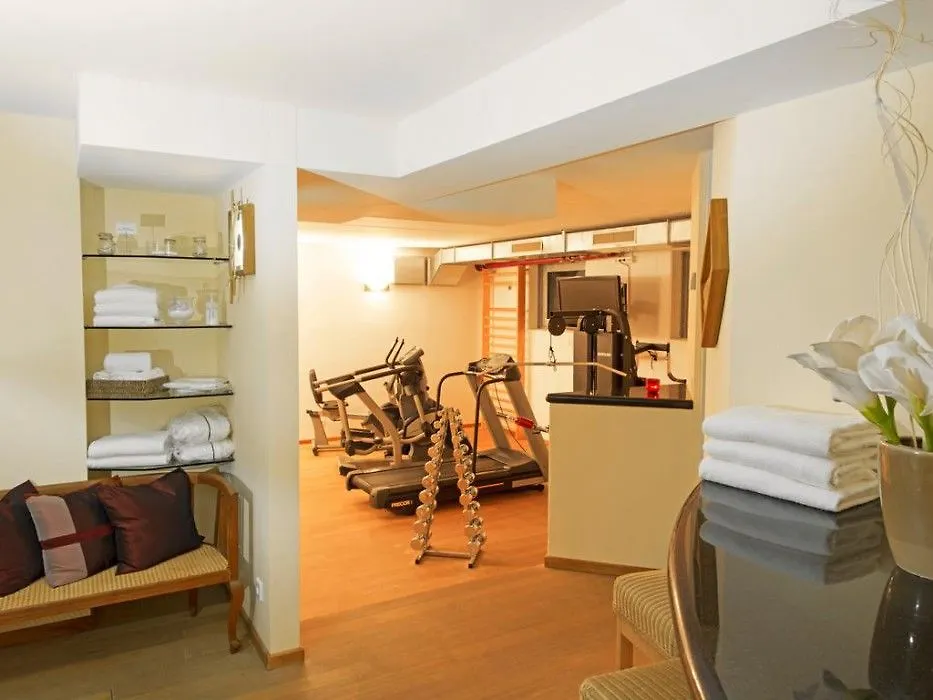 Rilano 24/7 Hotel München City 3*,